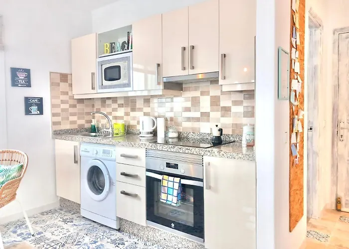 House Near The Sea With Pool Appartement