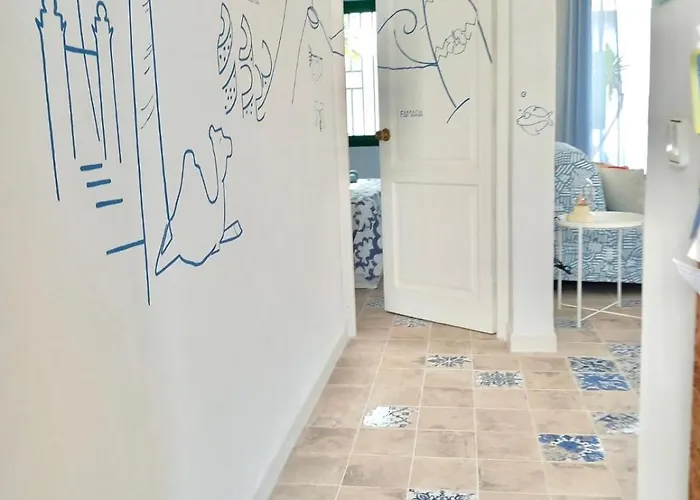 House Near The Sea With Pool Apartment