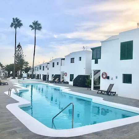 House Near The Sea With Pool *