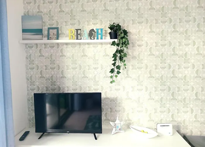 House Near The Sea With Pool Апартаменти *